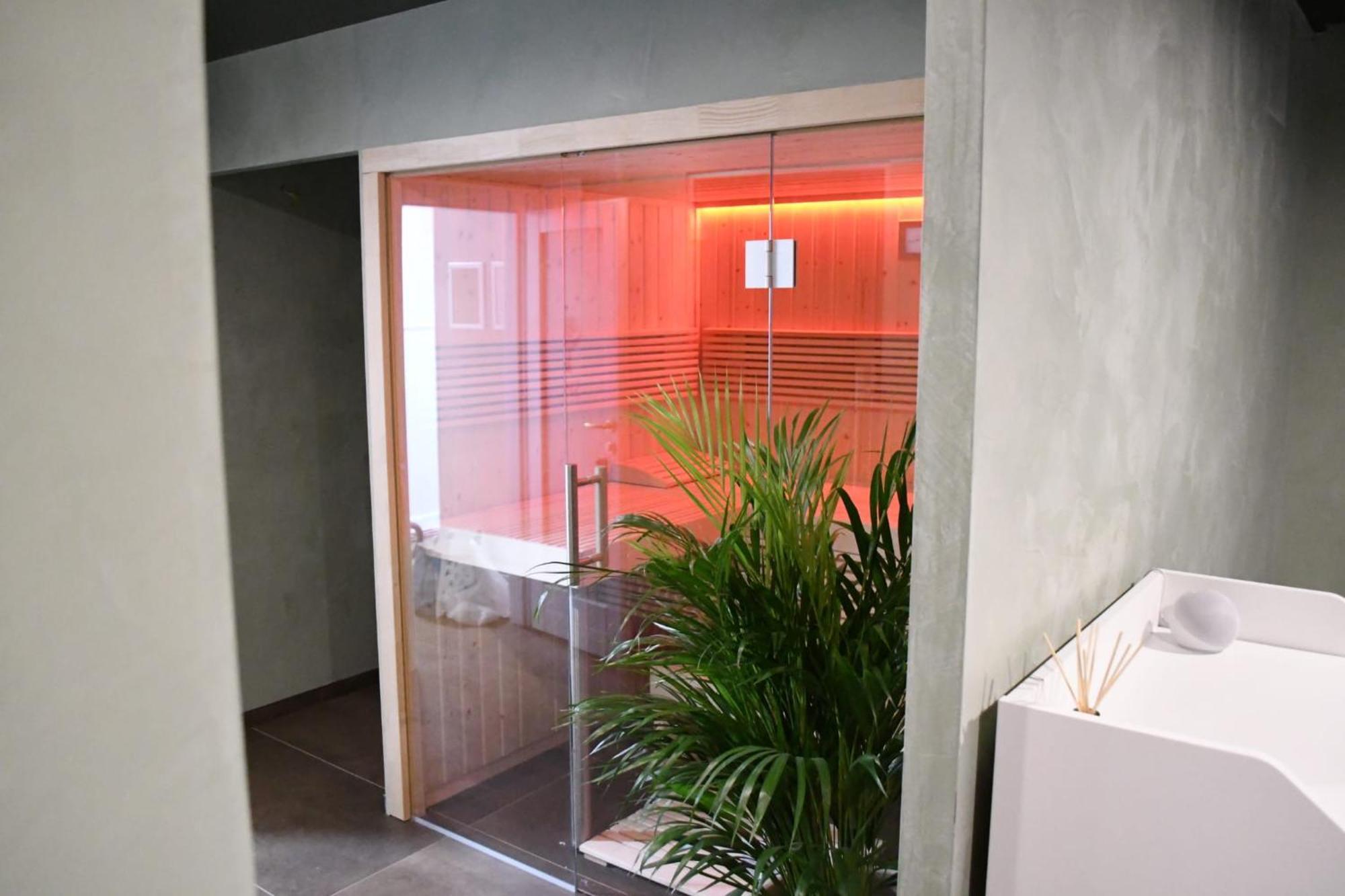אומאג Villa "Pied-A-Terre" Residence & Spa מראה חיצוני תמונה